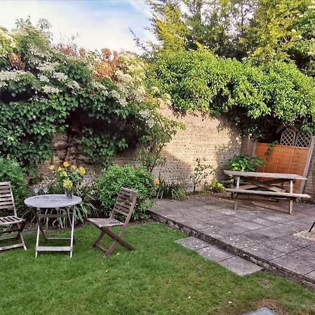 Beautiful Gate House A 4 Minute Walk From Beach Μπόνορ Ρέτζις Εξωτερικό φωτογραφία